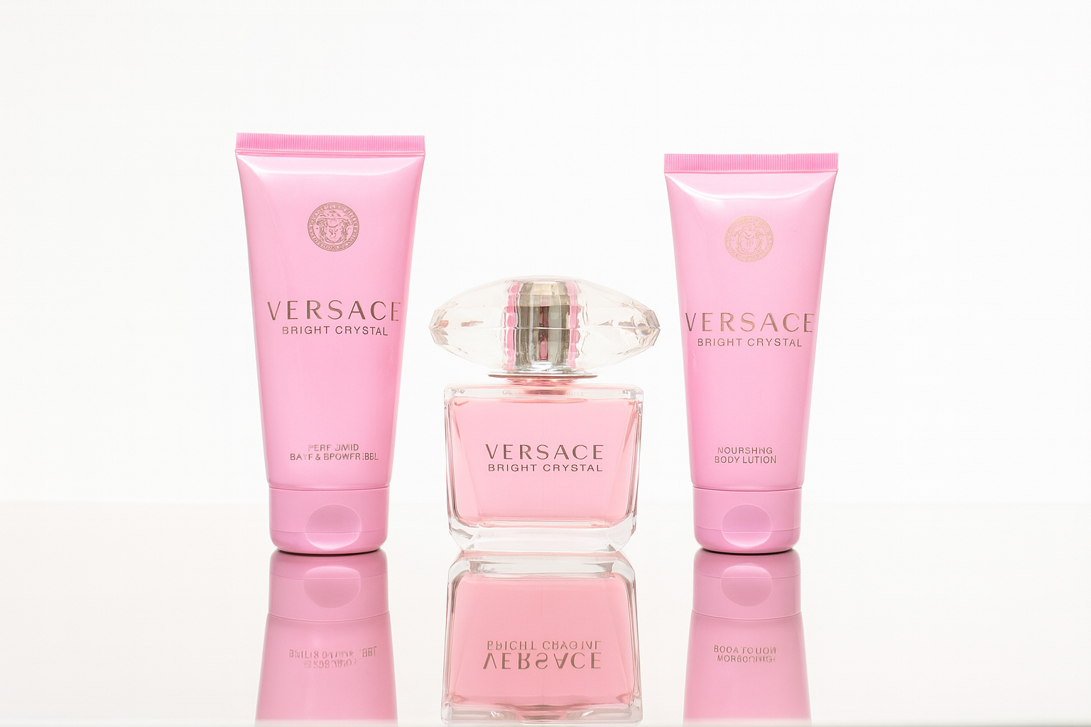 Versace Bright Crystal Gift 3 Set for Women – Eau de Toilette + Perfumed Bath & Shower Gel – Fresh, Feminine & Luxurious Fragrance Duo